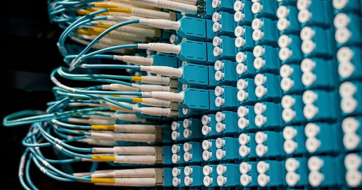 Scaling WebSockets to 50K Connections with Redis Pub/Sub